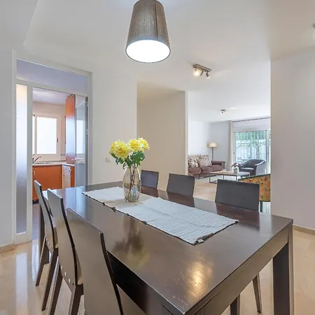 Dolmen Group- Jardines Andalucia Banus Homestay