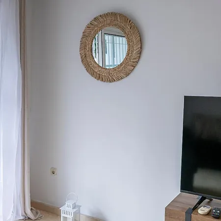 Dolmen Group- Jardines Andalucia Banus Homestay Marbella